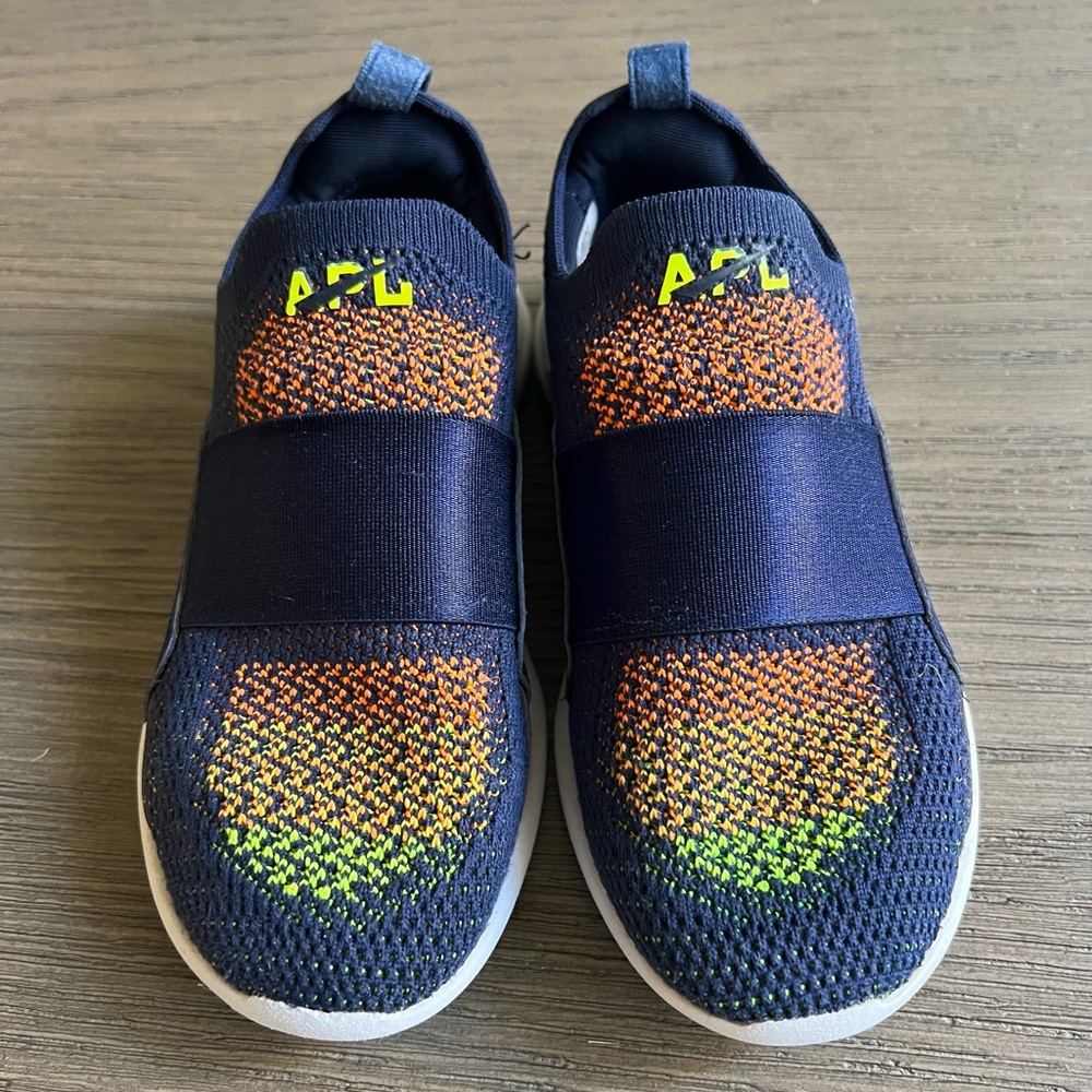 Boys APL slip-on running shoe